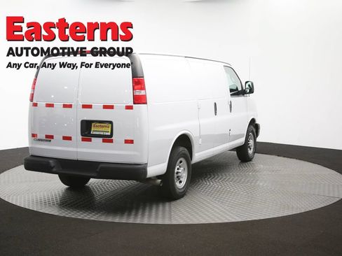 Used 2021 Chevrolet Express 2500 RWD image 34