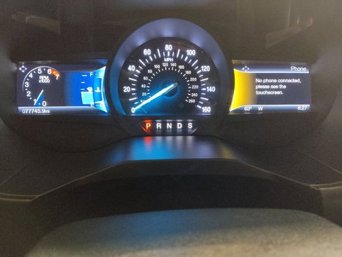 Used 2017 Ford Edge Titanium w/ Technology Package image 23