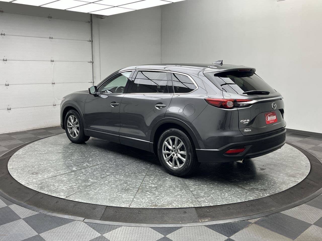 Used 2018 MAZDA CX-9 Touring w/ Touring Premium Package AWD/4WD image 2
