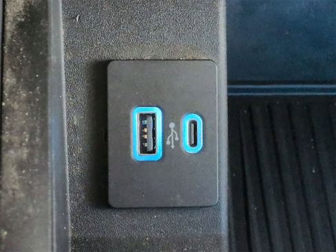 Used 2022 Ford F350 XLT w/ XLT Premium Package image 29