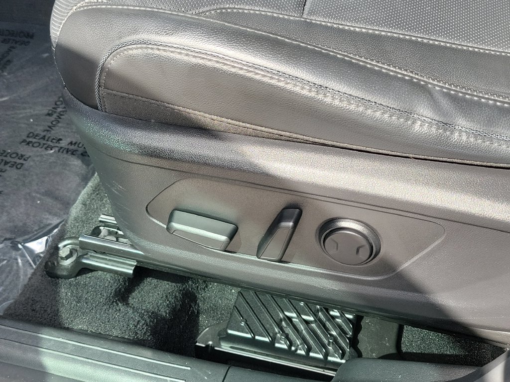 Used 2023 Hyundai Tucson Limited AWD/4WD image 23