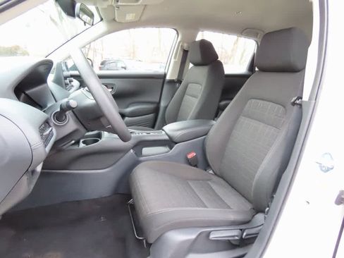 Certified 2024 Honda HR-V LX image 12