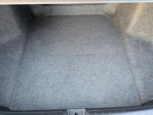 Used 2018 Honda Accord Sport image 6