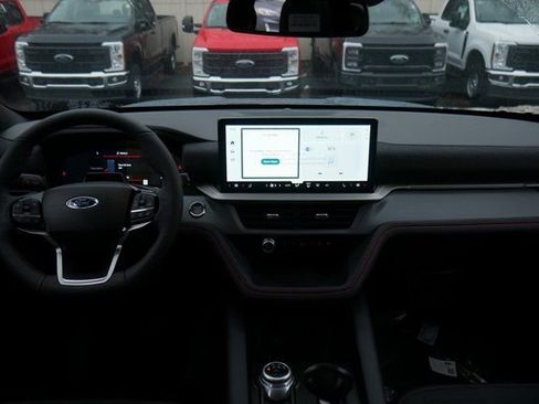 New 2026 Ford Explorer ST-Line w/ ST-Line Street Pack AWD/4WD image 7