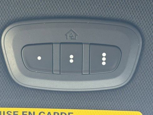 New 2026 Chrysler Pacifica Select image 25