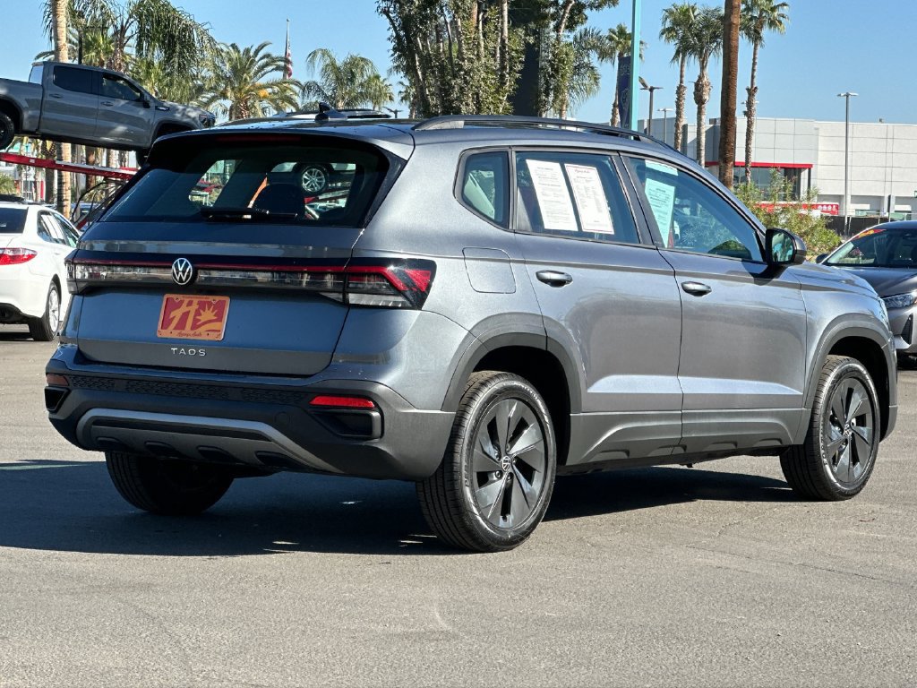 Used 2025 Volkswagen Taos S FWD image 5
