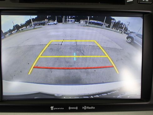 Used 2017 Toyota Highlander Limited FWD image 50