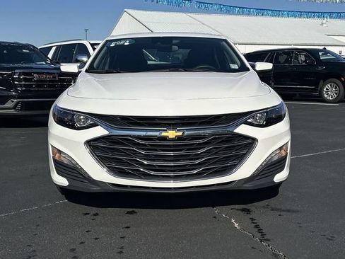 Used 2024 Chevrolet Malibu LT FWD image 3