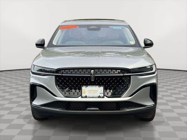 Used 2026 Lincoln Nautilus Premier w/ Equipment Group 102A AWD/4WD image 2