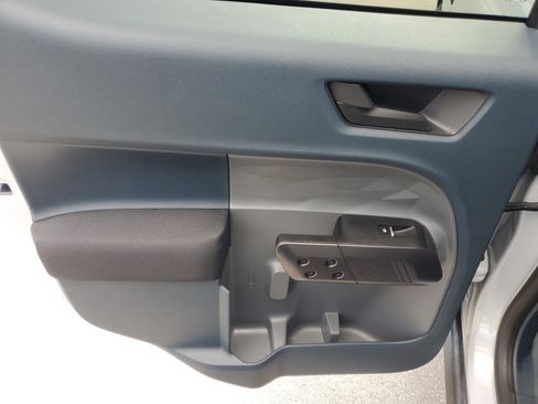 Used 2025 Ford Maverick XL image 13