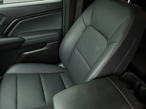 Used 2024 Chevrolet Colorado LT w/ LT Convenience Package III AWD/4WD image 23