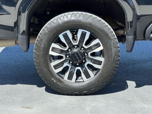 Used 2025 GMC Sierra 3500 Denali Ultimate AWD/4WD image 15