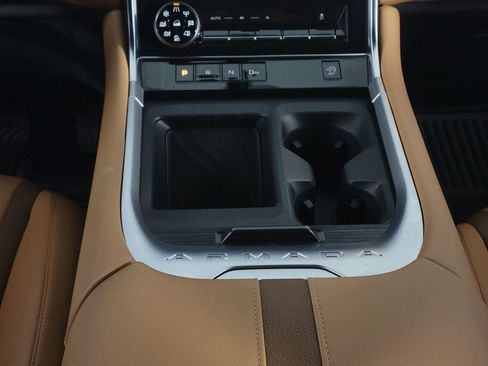 Used 2025 Nissan Armada SL w/ Captain's Chari Seat Package image 20