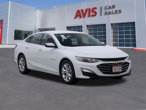 Used 2024 Chevrolet Malibu LT image 3