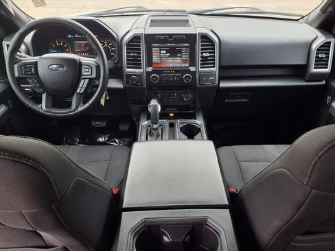 Used 2015 Ford F150 XLT w/ Equipment Group 302A Luxury image 9