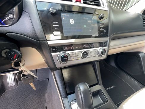 Used 2016 Subaru Legacy 2.5i Premium AWD/4WD image 25