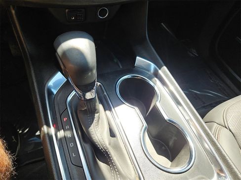 Used 2023 Chevrolet Traverse High Country image 19