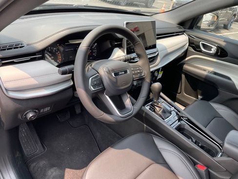 New 2026 Jeep Compass Limited AWD/4WD image 9