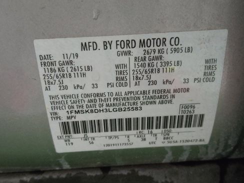 Used 2020 Ford Explorer XLT w/ Equipment Group 202A AWD/4WD image 33