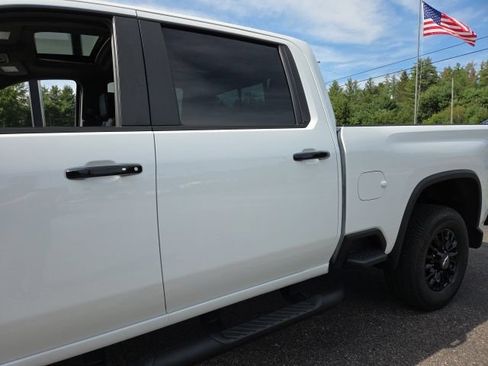 Used 2024 Chevrolet Silverado 2500 LT w/ Z71 Sport Edition AWD/4WD image 19