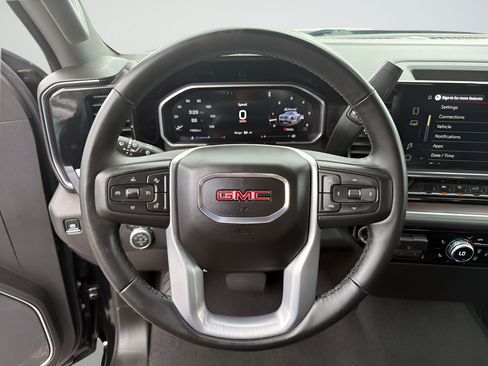 Used 2026 GMC Sierra 1500 SLT AWD/4WD image 30