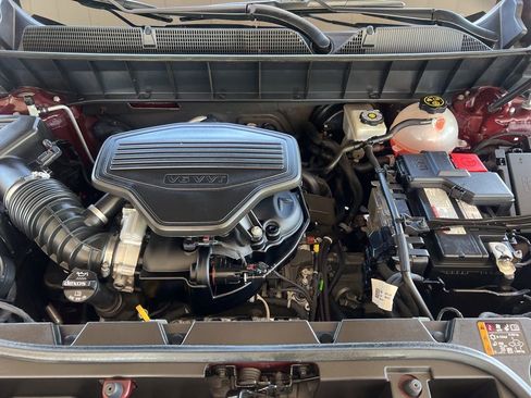 Used 2019 GMC Acadia SLT w/ Black Edition FWD image 27