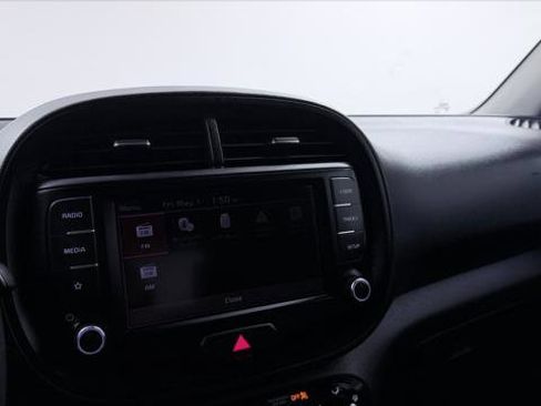 Used 2023 Kia Soul LX w/ Option Group 015 FWD image 29