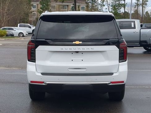 New 2026 Chevrolet Suburban LS image 7