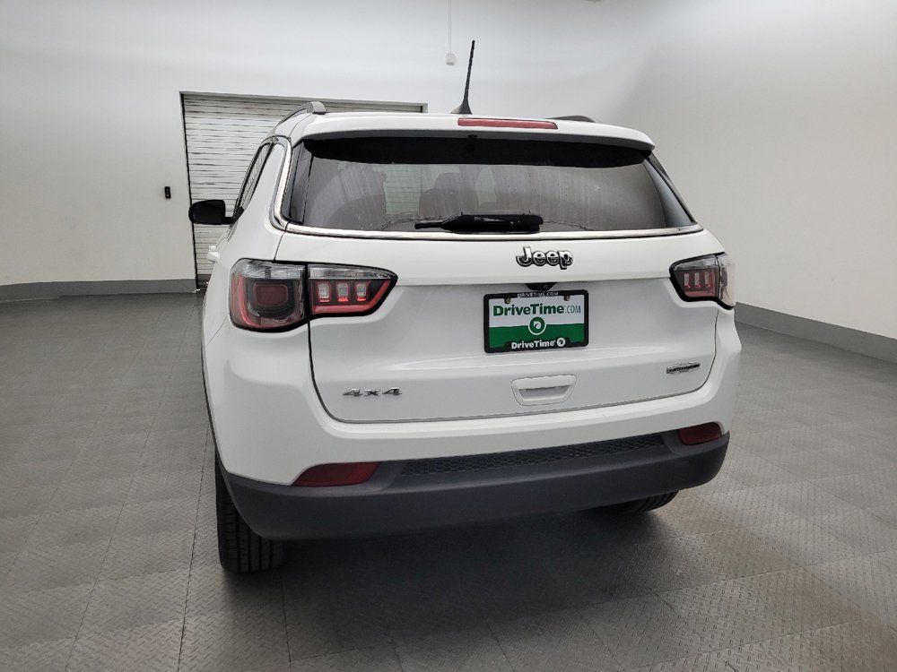 Used 2022 Jeep Compass Latitude w/ Sun and Sound Group AWD/4WD image 6
