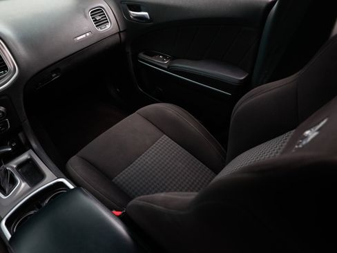 Used 2022 Dodge Charger Scat Pack w/ Harman/Kardon Audio Group image 27