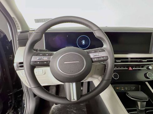 Certified 2025 Hyundai Tucson SEL image 7