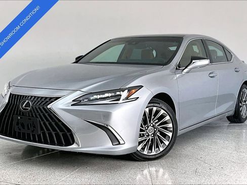 Used 2024 Lexus ES 350 Ultra Luxury w/ Accessory Package (Z2) image 16