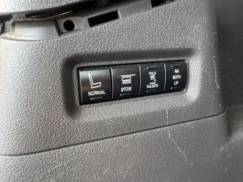 Used 2014 Ford Flex Limited w/ Equipment Group 303A AWD/4WD image 17