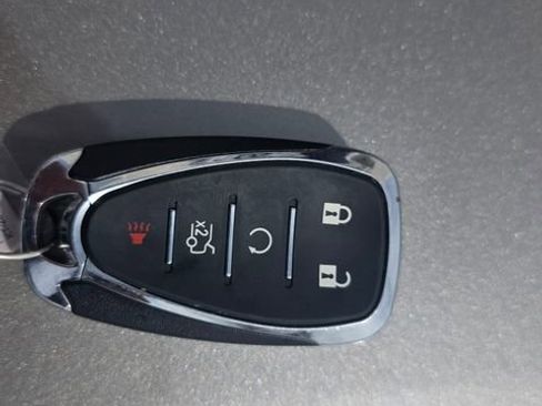 Used 2024 Chevrolet Malibu LT FWD image 35