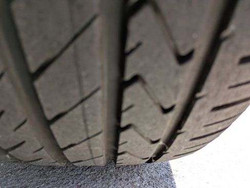 Used 2022 Tesla Model Y Performance image 11