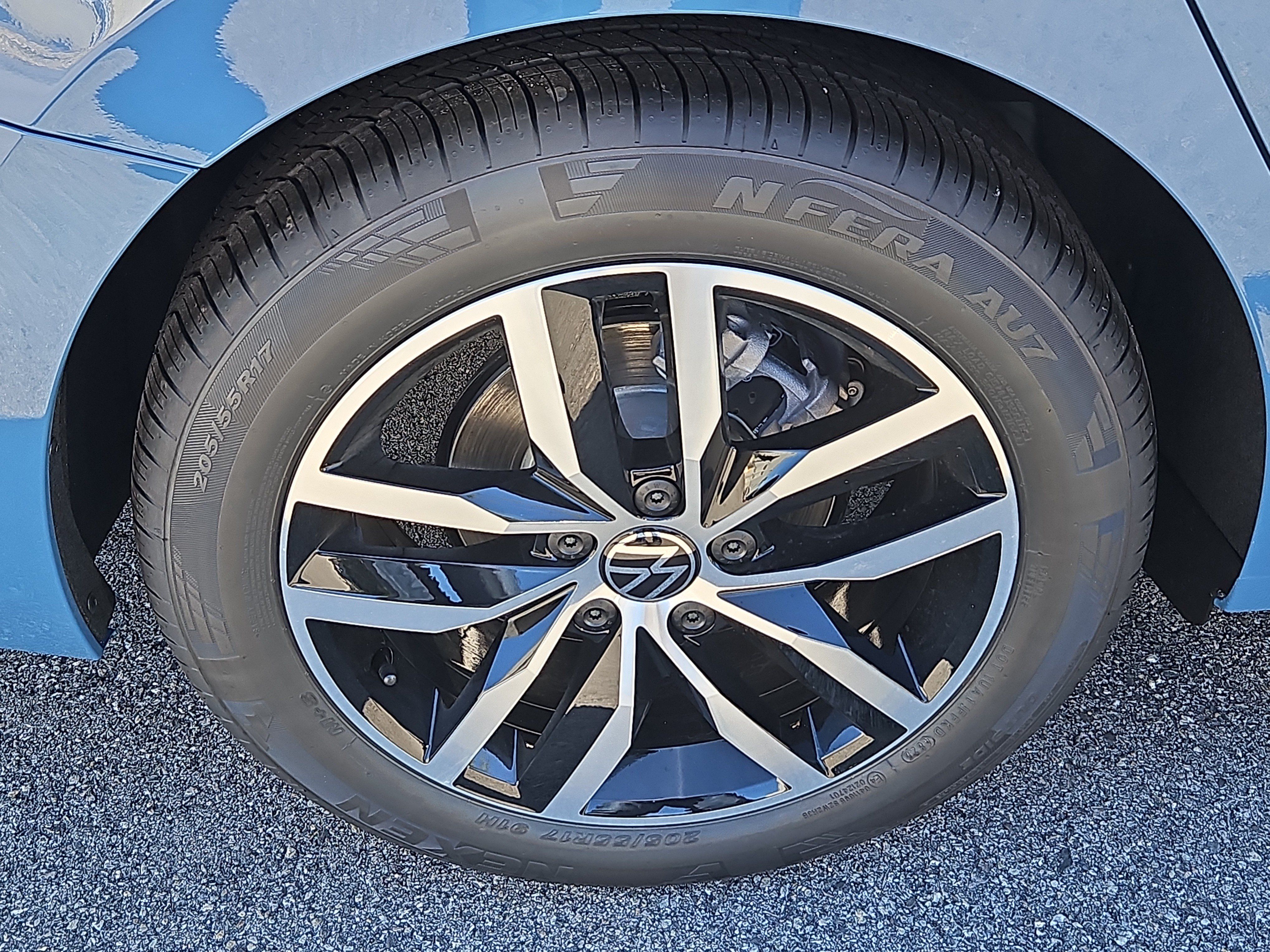 New 2027 Volkswagen Jetta SE FWD image 17