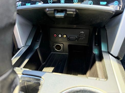 Used 2013 Ford Explorer Sport AWD/4WD image 25