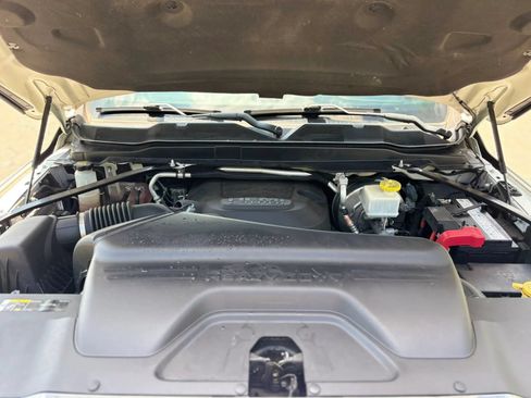 Used 2019 RAM 2500 Limited AWD/4WD image 11