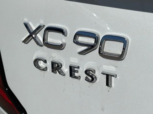 New 2026 Volvo XC90 B5 Plus w/ Protection Package Premier image 8