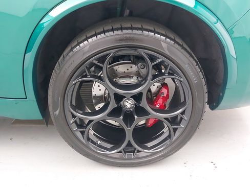 Used 2024 Alfa Romeo Stelvio Quadrifoglio w/ Active Assist Plus Package AWD/4WD image 35