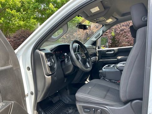 Used 2023 GMC Sierra 3500 Pro w/ Fleet Convenience Package RWD image 40