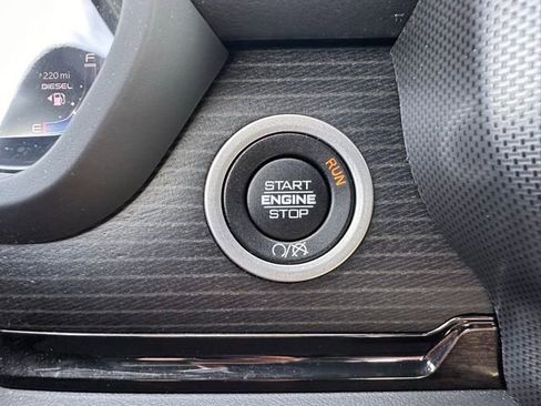 Used 2024 RAM 2500 Limited image 28