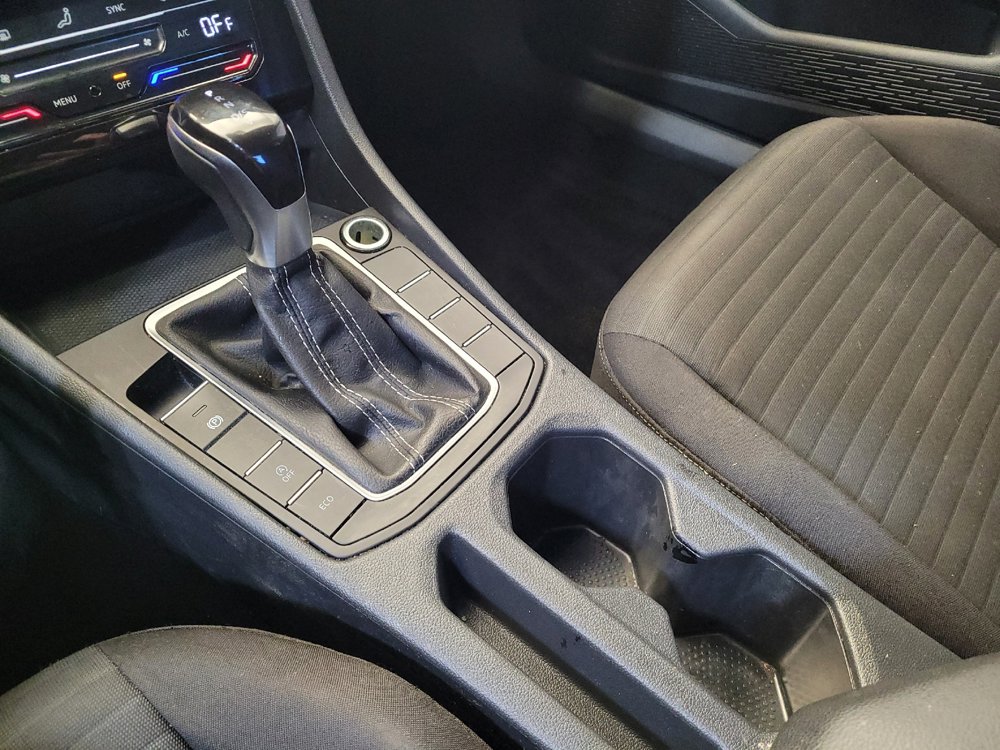 Used 2025 Volkswagen Jetta S FWD image 26