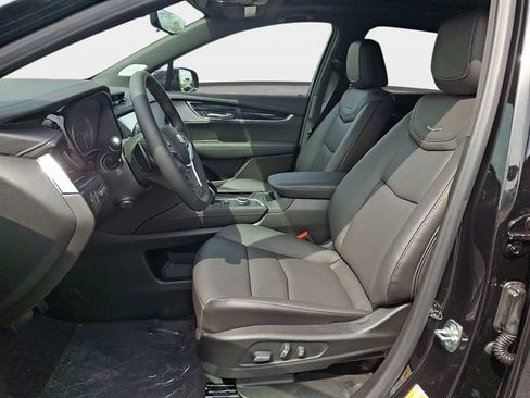 New 2026 Cadillac XT5 Premium Luxury image 7