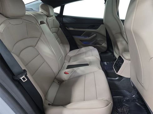 Certified 2021 Porsche Taycan 4S image 26