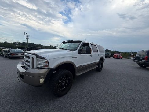 Used 2005 Ford Excursion Eddie Bauer AWD/4WD image 21
