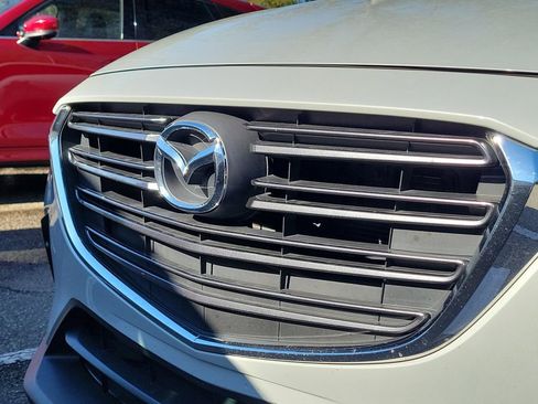 Used 2019 MAZDA CX-3 Touring w/ Preferred Equipment Package image 4