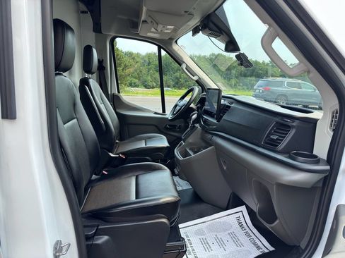 Used 2024 Ford Transit 250 148 Medium Roof w/ Upfitter Package RWD image 29