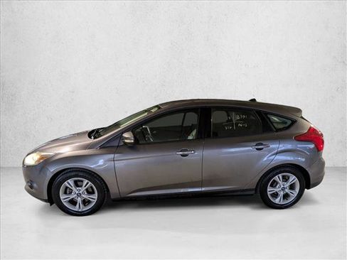 Used 2014 Ford Focus SE image 8