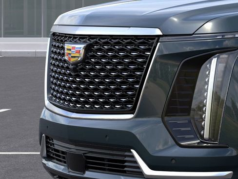 New 2026 Cadillac Escalade Luxury w/ LPO, Floor Liner Package image 13